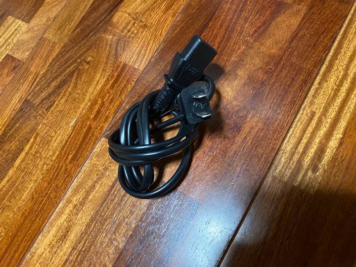 PlayStation 4 pro 1TB 動作確認済み コントローラー❌