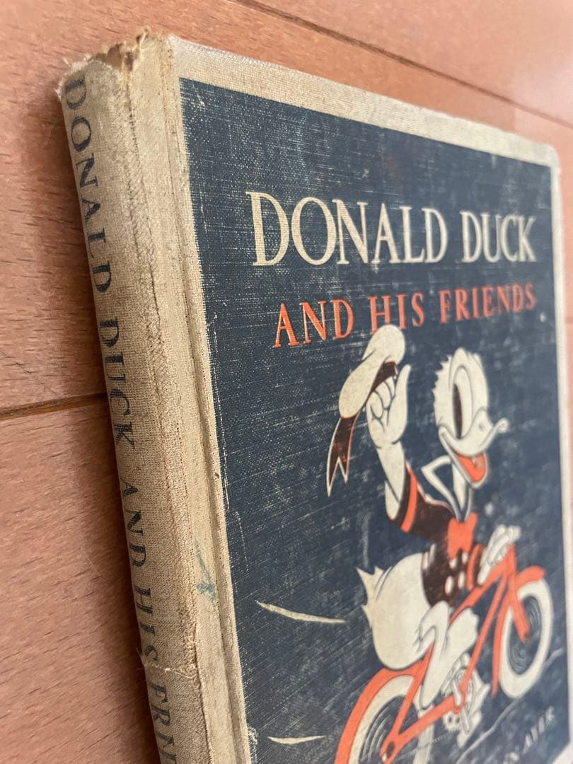 USヴィンテージ洋書　DONALD DUCK and HIS FRIENDS