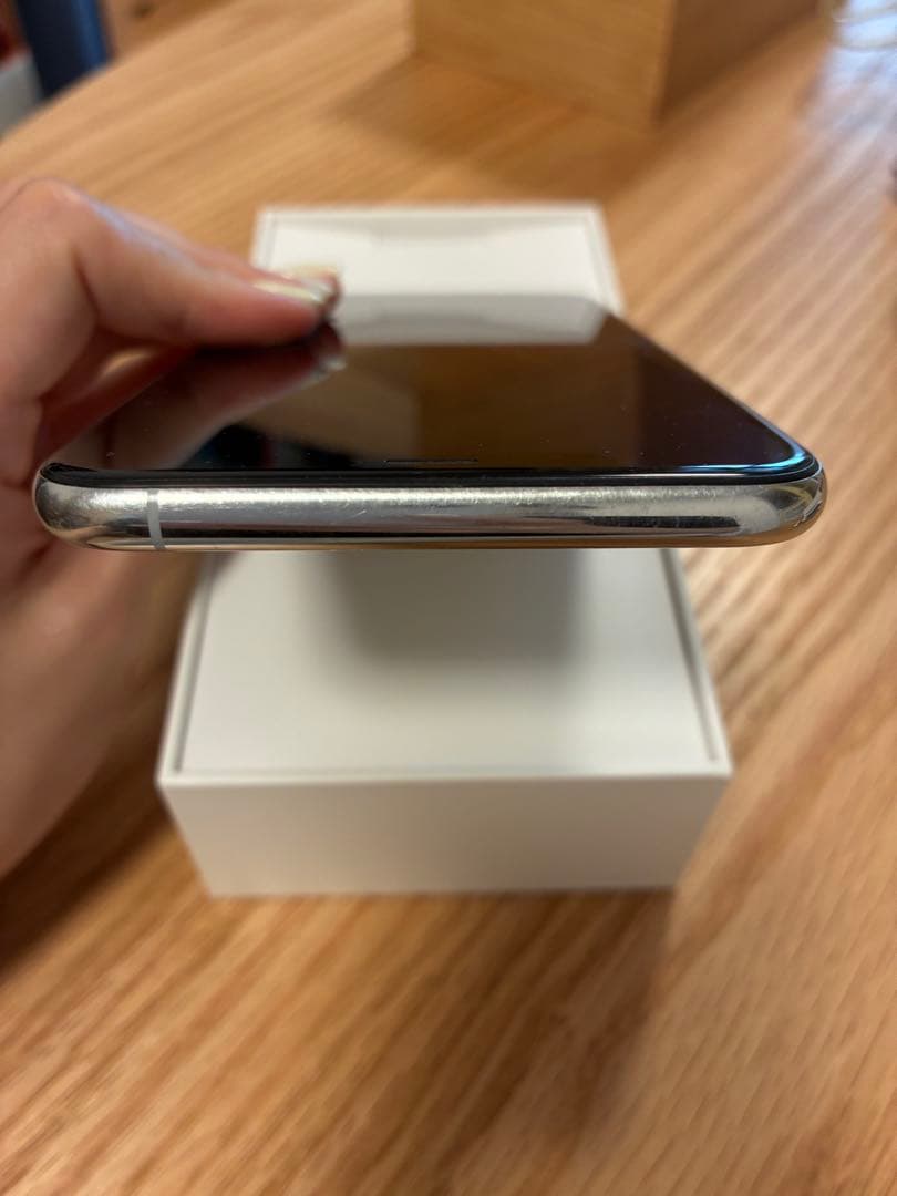 Apple iPhone XS Max 256GB シルバー