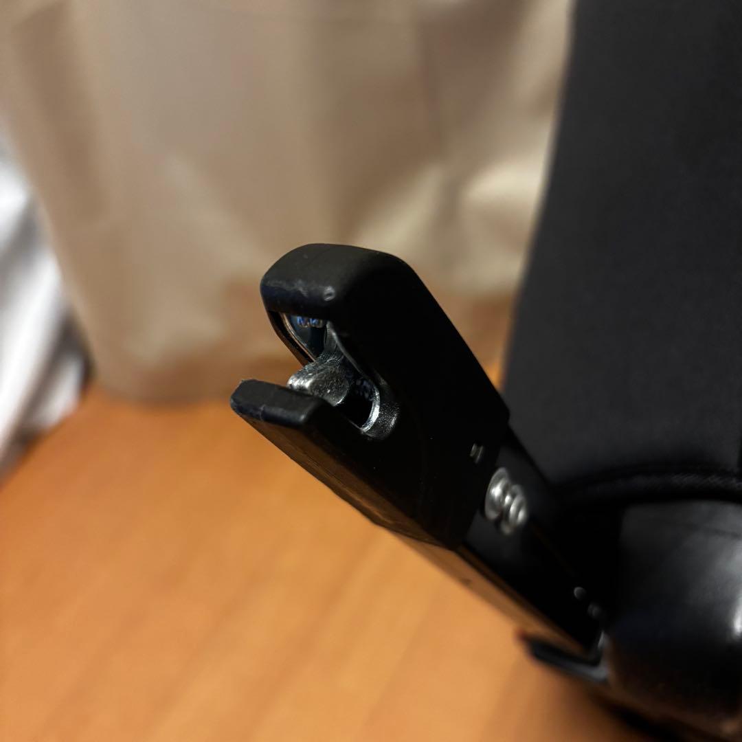 【美品】マムズキャリー MC FIX ISOFIX チャイルドシート 1〜11歳