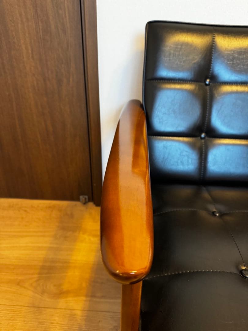 カリモク60 Kチェア 1シーター ブラック ソファ