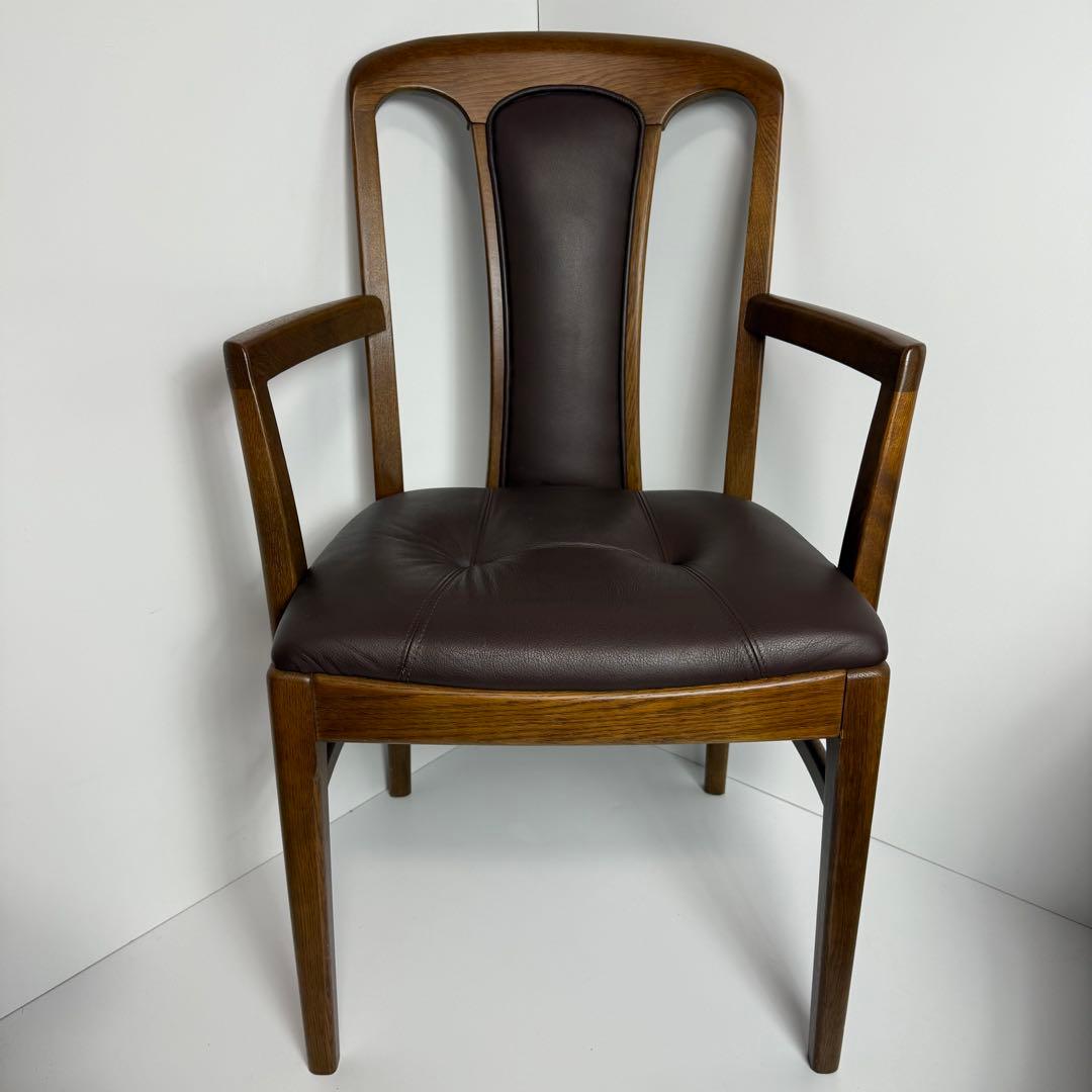 良品　karimoku ダイニングチェア アーム付き　肘掛け