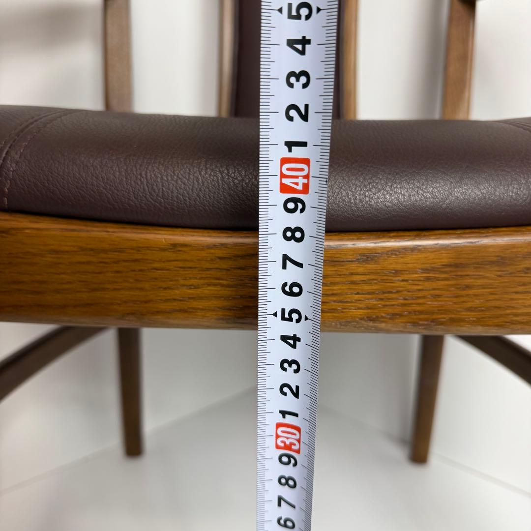 良品　karimoku ダイニングチェア アーム付き　肘掛け