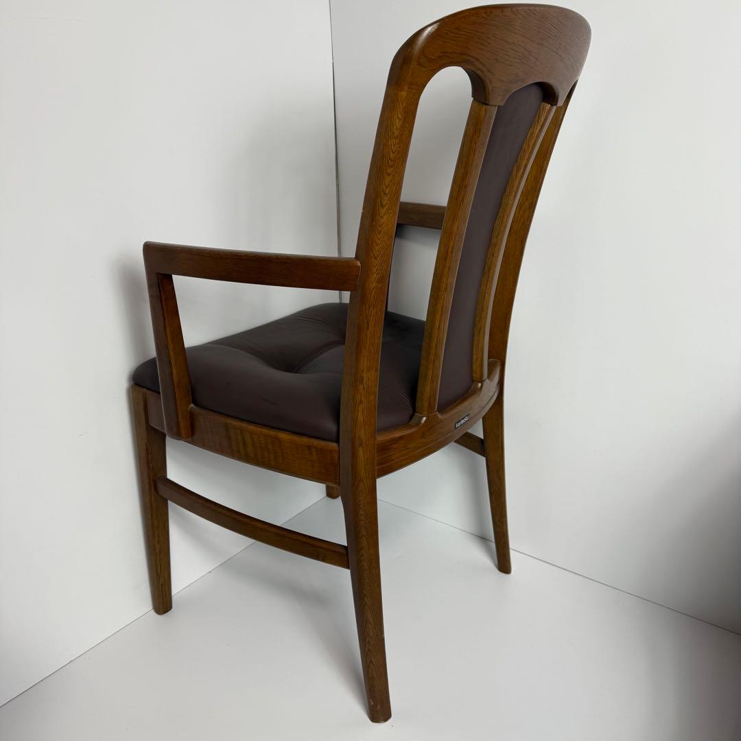 良品　karimoku ダイニングチェア アーム付き　肘掛け