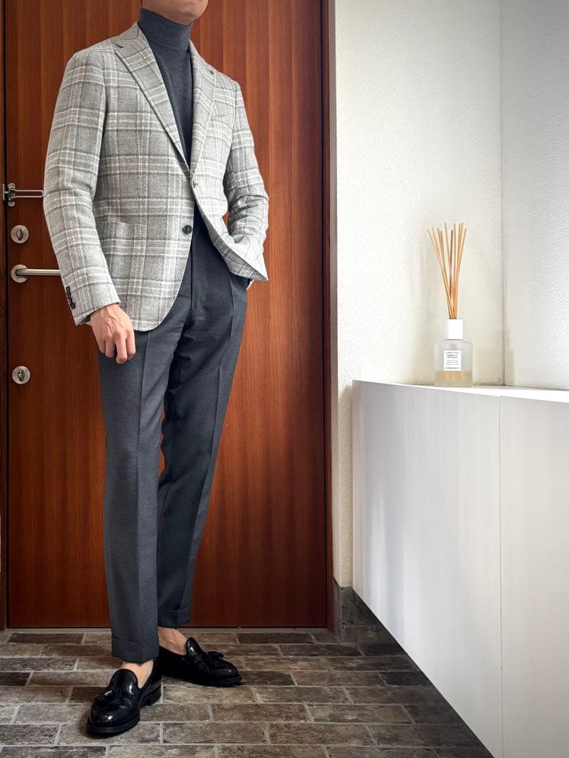 ※専用ページ 未使用　TAGLIATORE フランネルジャケット 48 グレー系