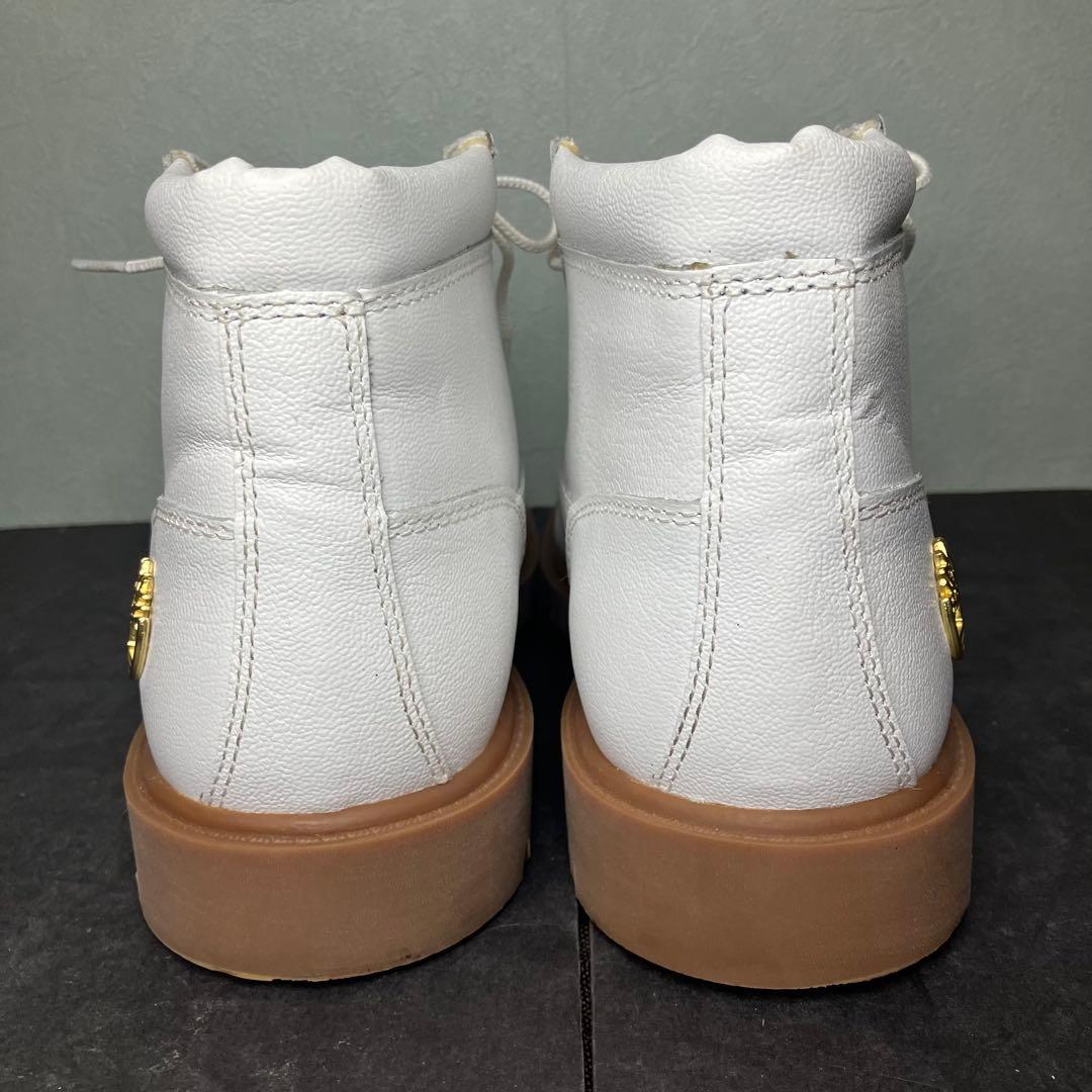 美品　ティンバーランド　チャッカブーツ　限定モデル　ホワイト　メンズ　代え紐付き