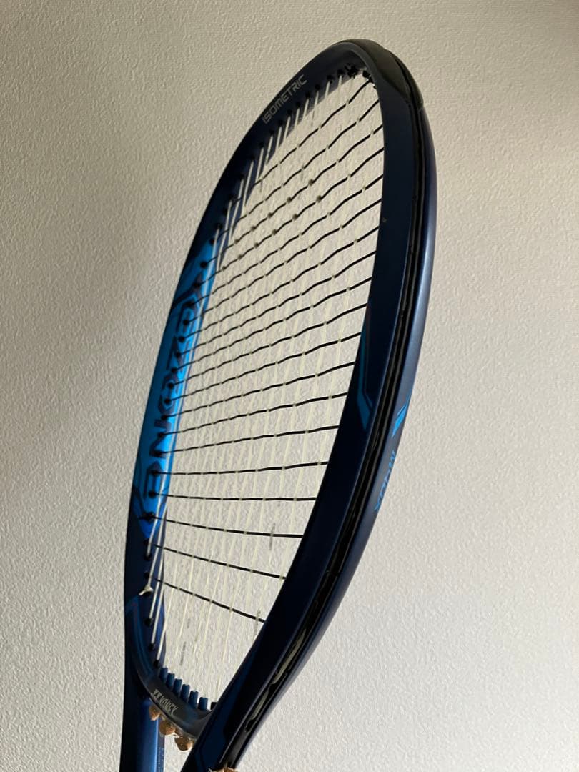 国内正規品　ヨネックス　イーゾーン　105 G1 ダブルス最強！