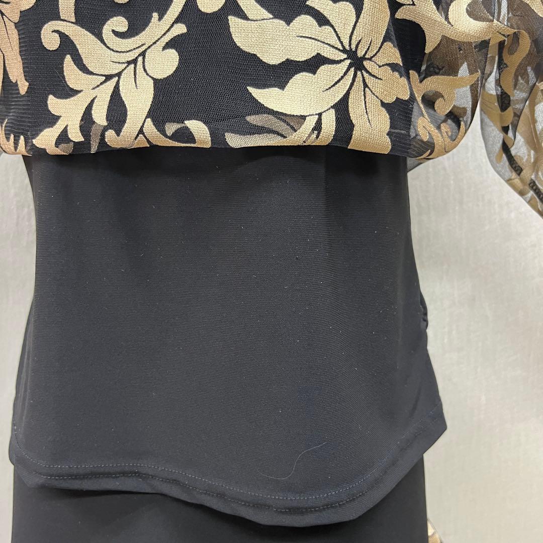 新品 社交ダンス セットアップ 黒地にゴールドプリント ドルマンスリーブ