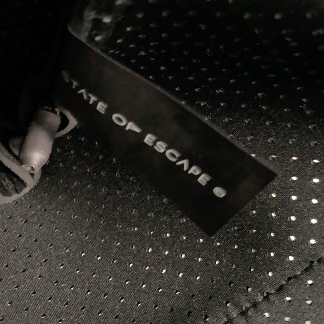 【美品】STATE OF ESCAPE エスケープ トート ポーチ付き BK