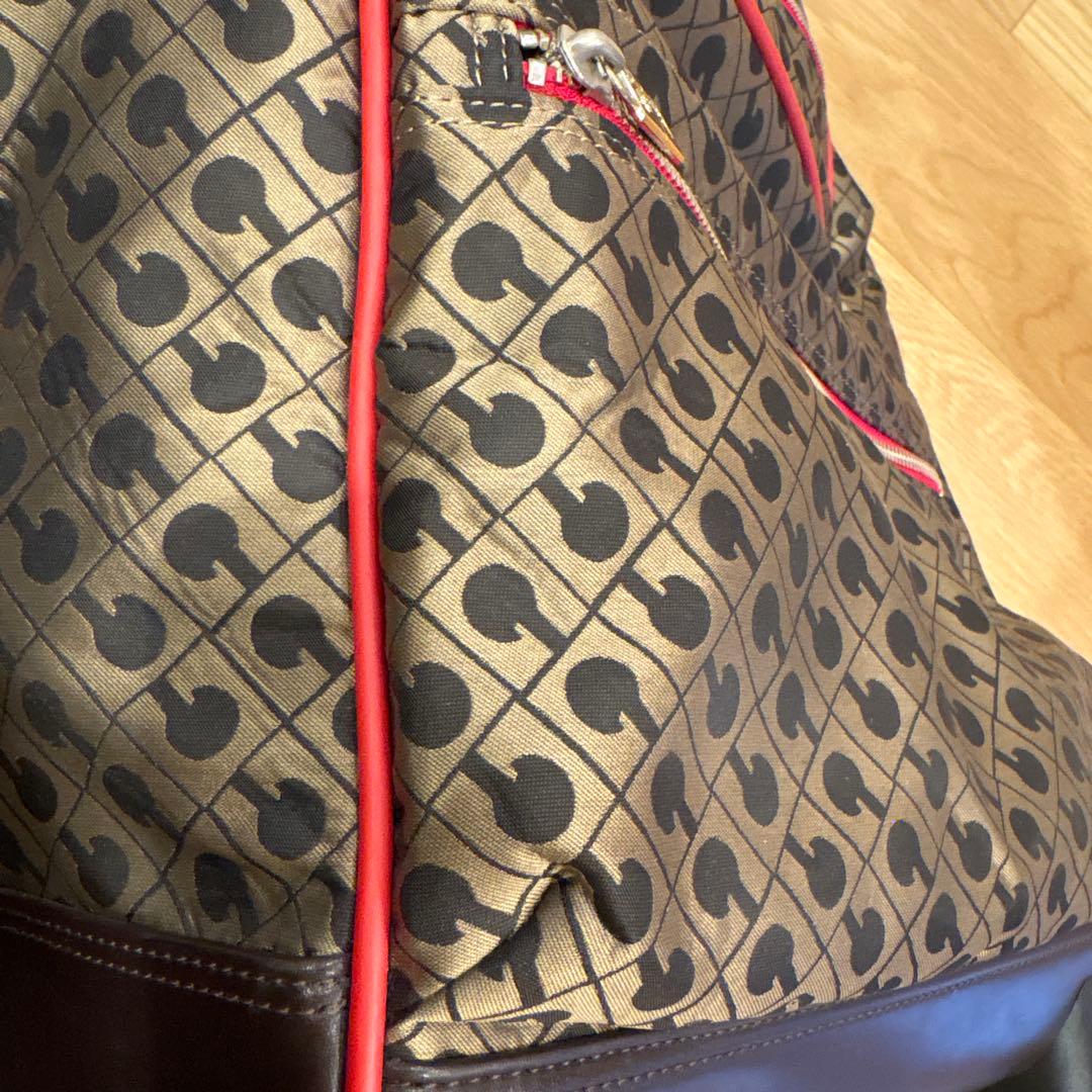 ゆうです。ゲラルディーニ キャリーケース 機内持込 南京錠 レザー レッド