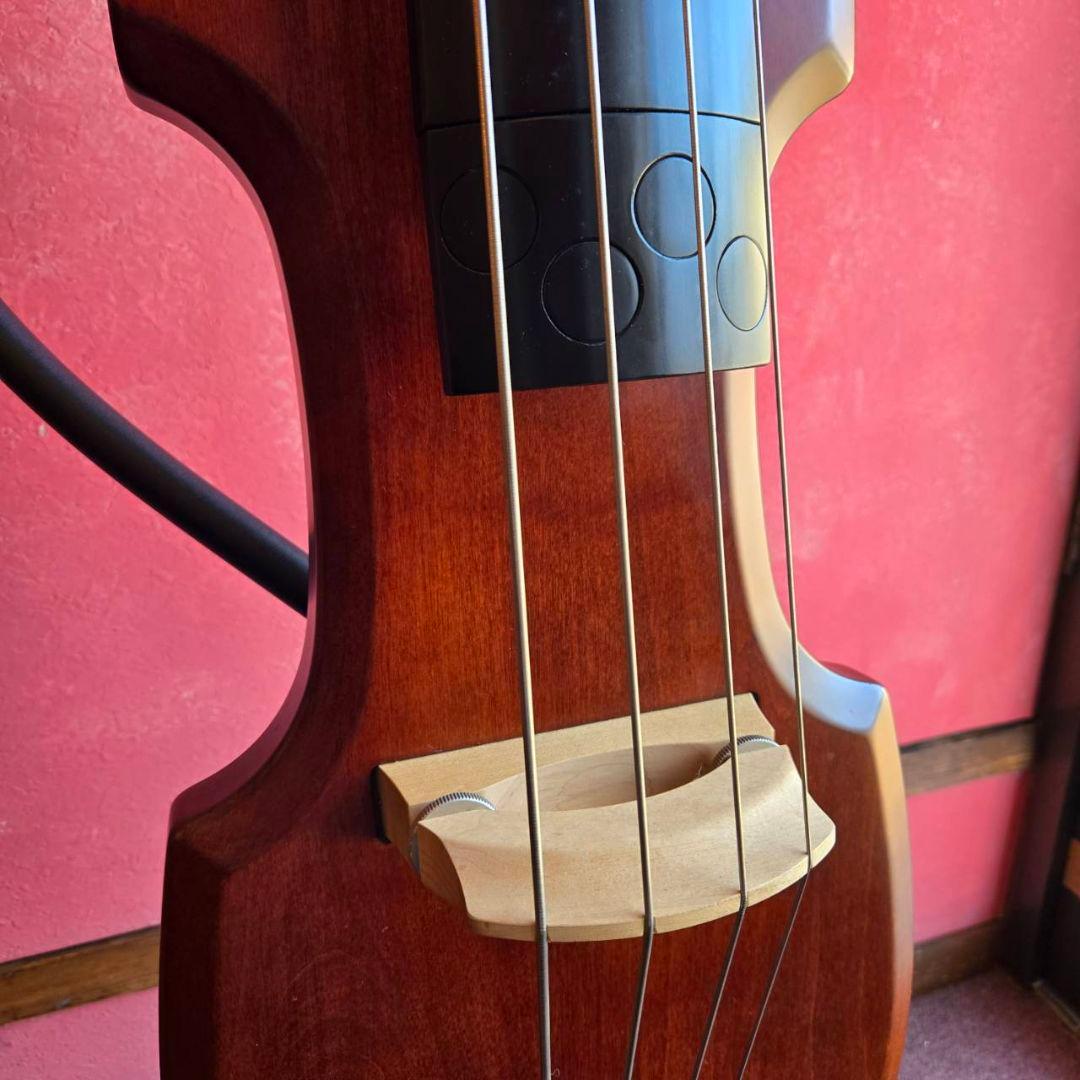 美品 Aria アリア アップライト ベース SWB 03 ケース付 送料込み