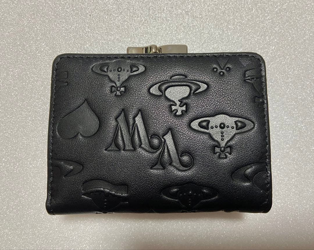 【さとゆか】Vivienne Westwood 三つ折り財布 ブラック