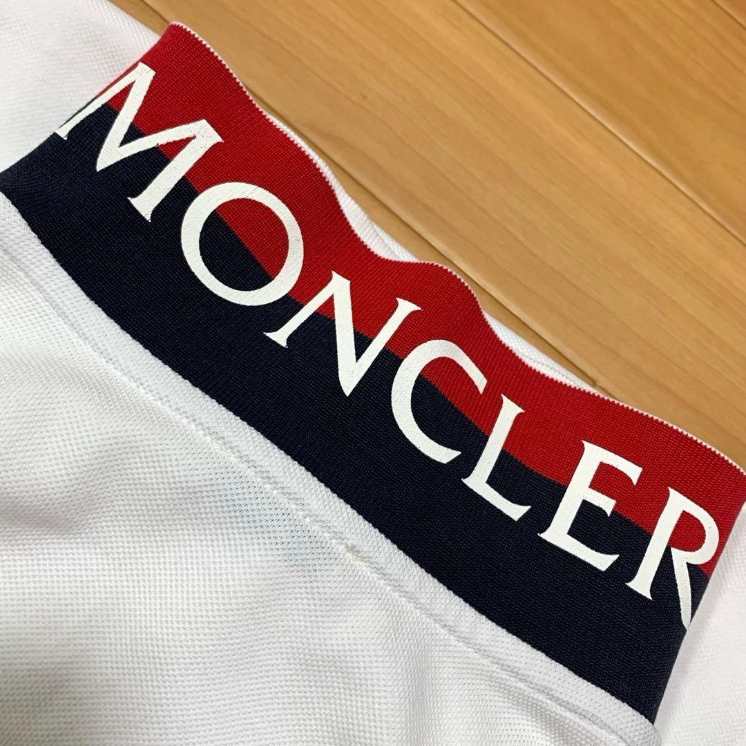 ［美品］MONCLER 襟裏ロゴ　半袖　ポロシャツ ホワイト　4S460