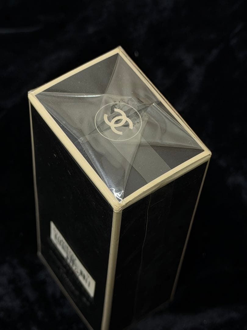 大五郎　CHANEL香水　EGOIST