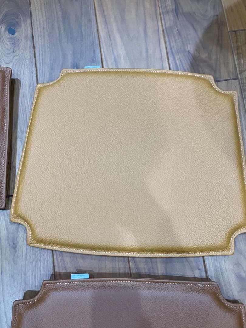 CARL HANSEN＆SON（カール・ハンセン&サン）CH24ブラウンのみ２個