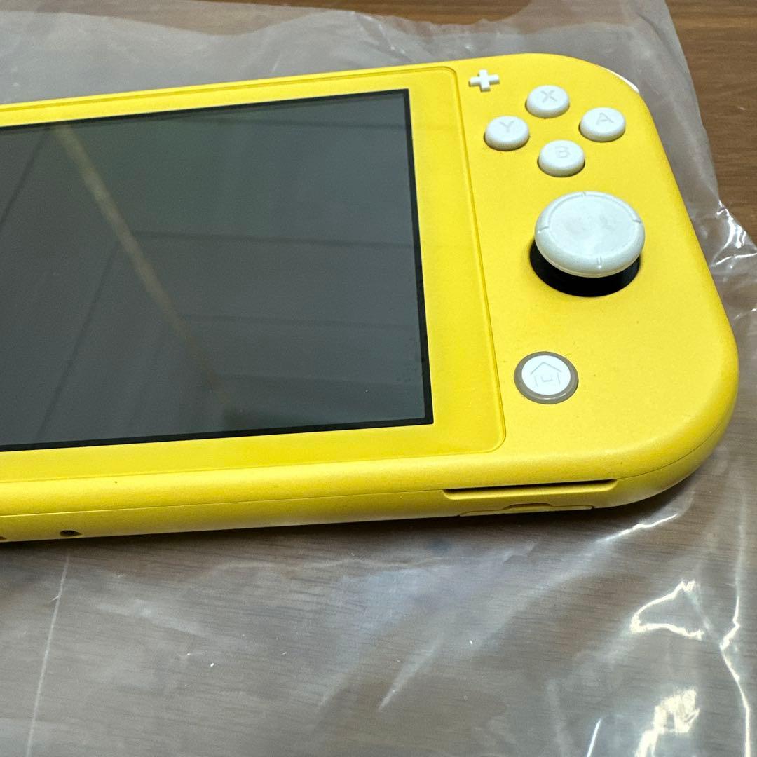 美品 Nintendo Switch Lite 本体 イエロー 完品