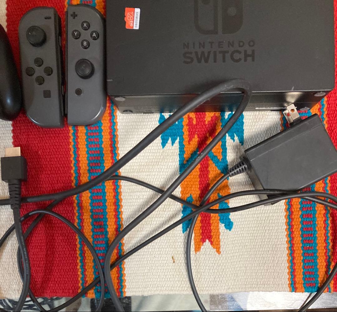 Nintendo Switch 本体 Joy-Con 付属品あり おまけつき