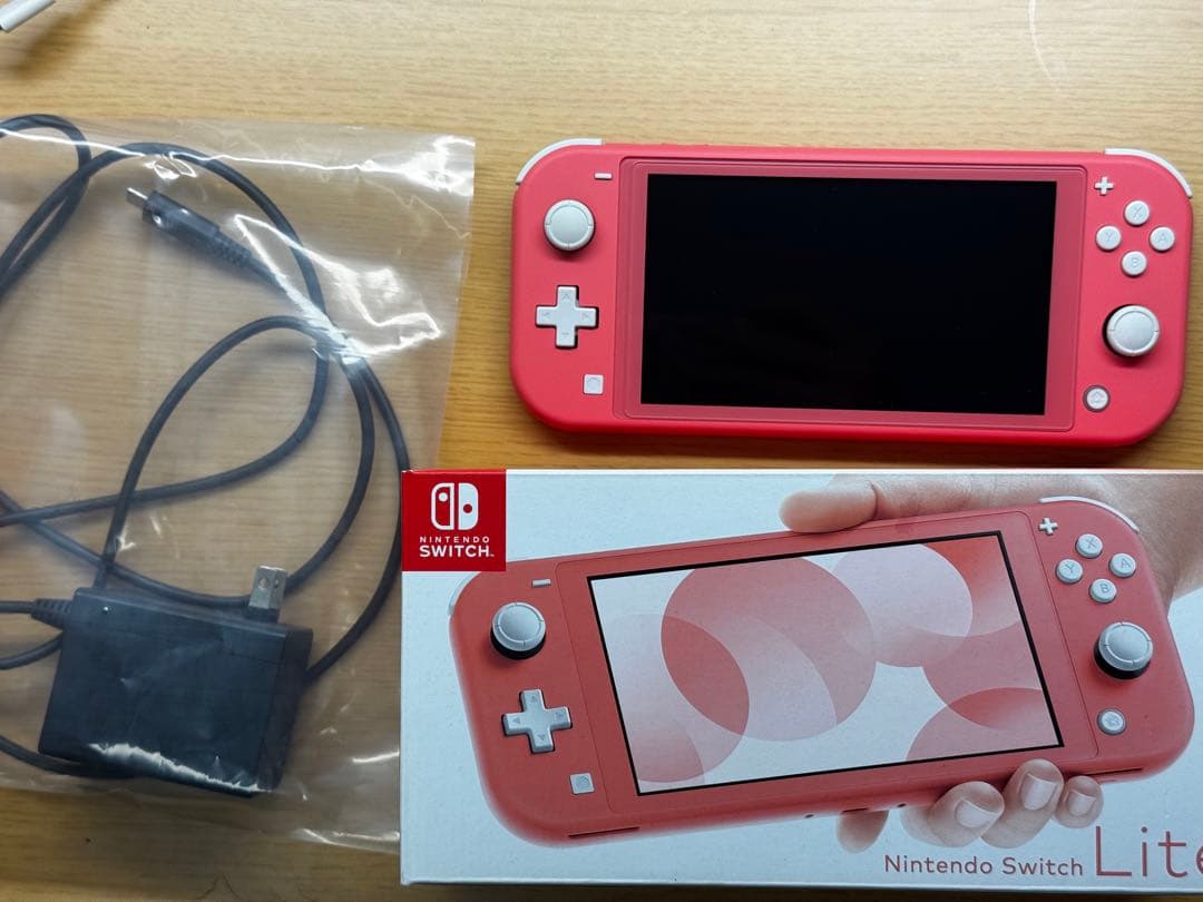 Nintendo Switch Lite ピンク本体 コントローラースタンド付き