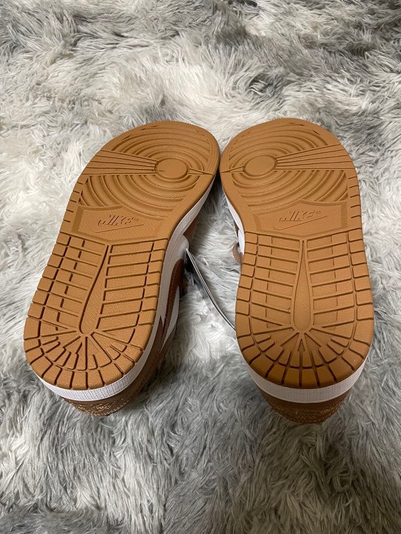 Nike Air Jordan 1 Low ブラウン/ホワイト