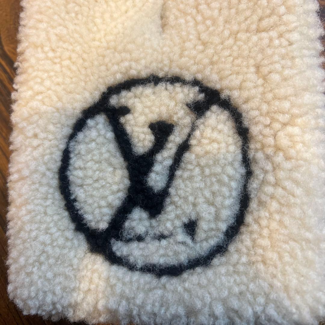 LOUIS VUITTON（ルイヴィトン）エシャルプ シャーリングラム マフラー