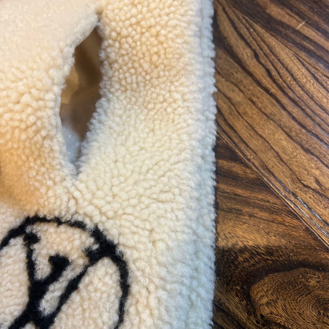 LOUIS VUITTON（ルイヴィトン）エシャルプ シャーリングラム マフラー