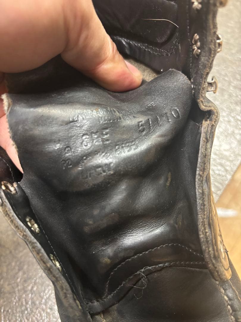 レッドウィング　スーパーソール【希少】（刺繍羽タグ）8133