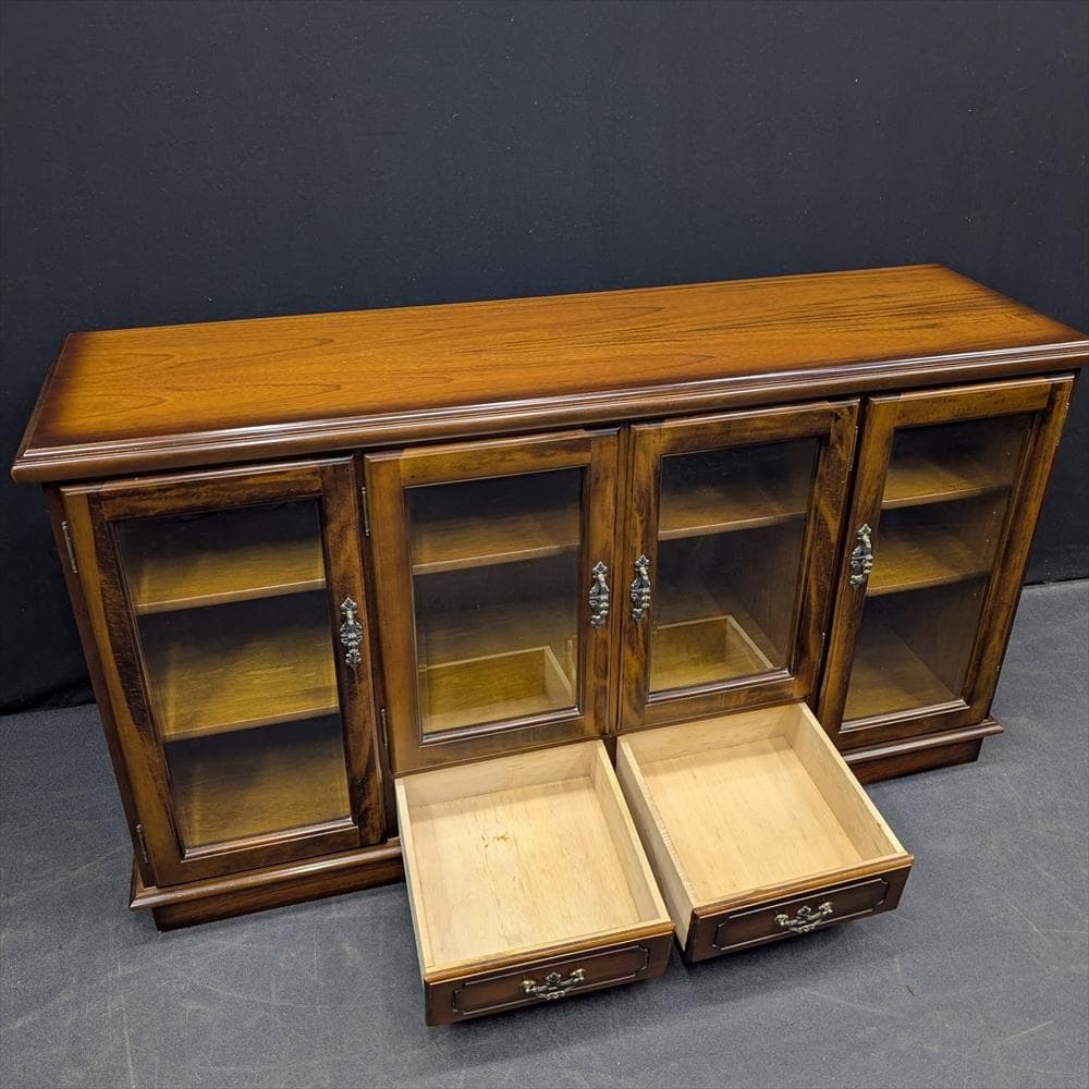 美品　カリモク　コロニアル　サイドボード　リビングボード　キャビネット　飾り棚