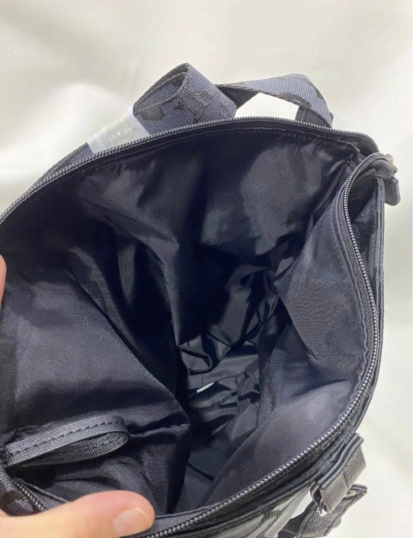 marimekko ブラック ショルダーバッグ