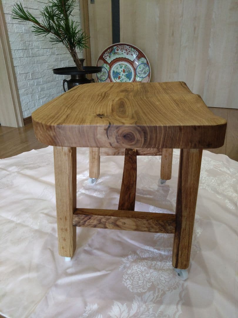 栗の木の椅子➕️カッティングボードのセット　ねこさんになります❕