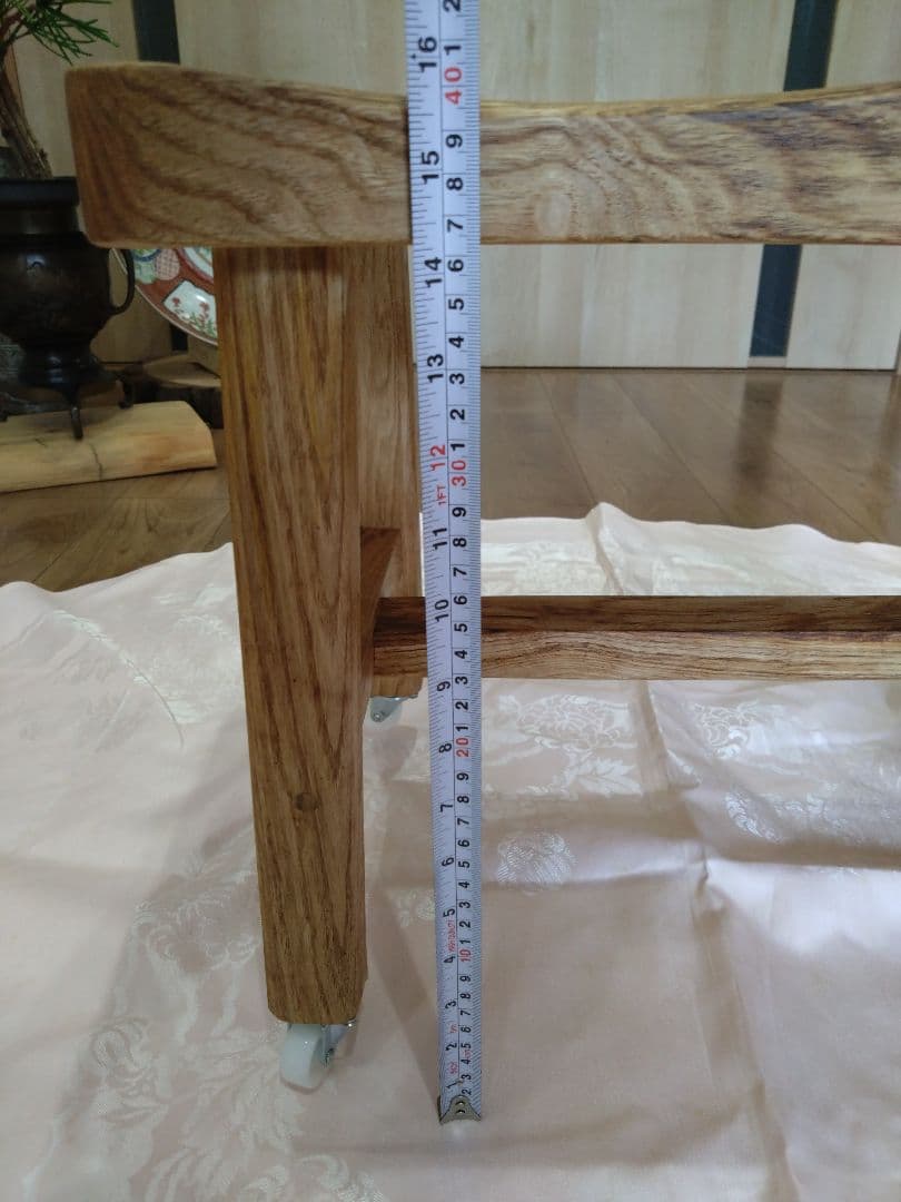 栗の木の椅子➕️カッティングボードのセット　ねこさんになります❕