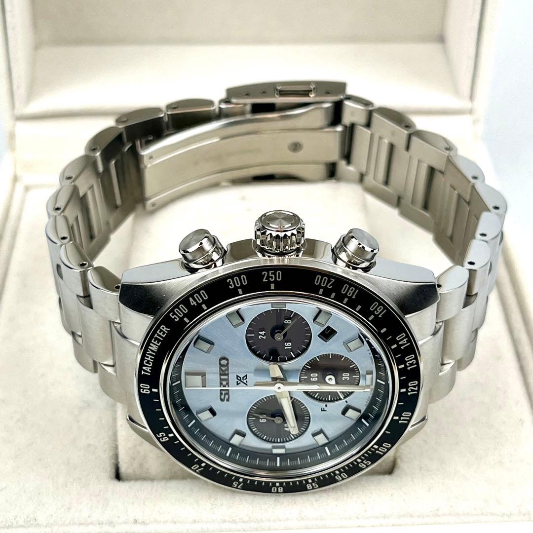 SEIKO　【専用箱付】　【美品】　【希少カラー】　【大人気】　【クロノグラフ】