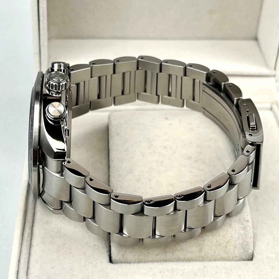 SEIKO　【専用箱付】　【美品】　【希少カラー】　【大人気】　【クロノグラフ】