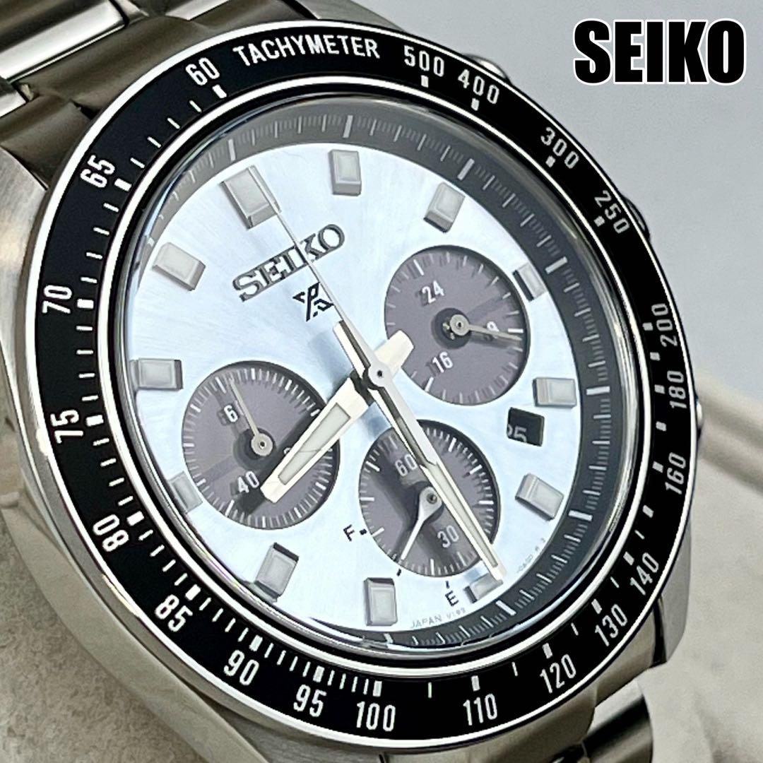 SEIKO　【専用箱付】　【美品】　【希少カラー】　【大人気】　【クロノグラフ】