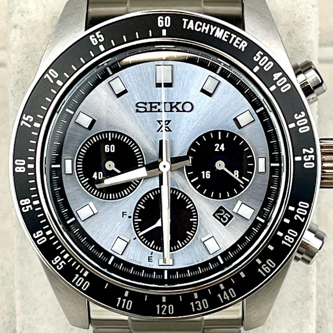 SEIKO　【専用箱付】　【美品】　【希少カラー】　【大人気】　【クロノグラフ】