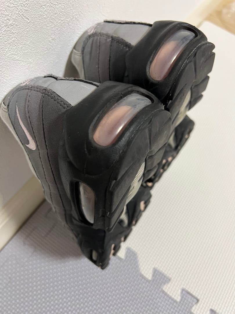 Nike Air Max 95 グレー/ピンク