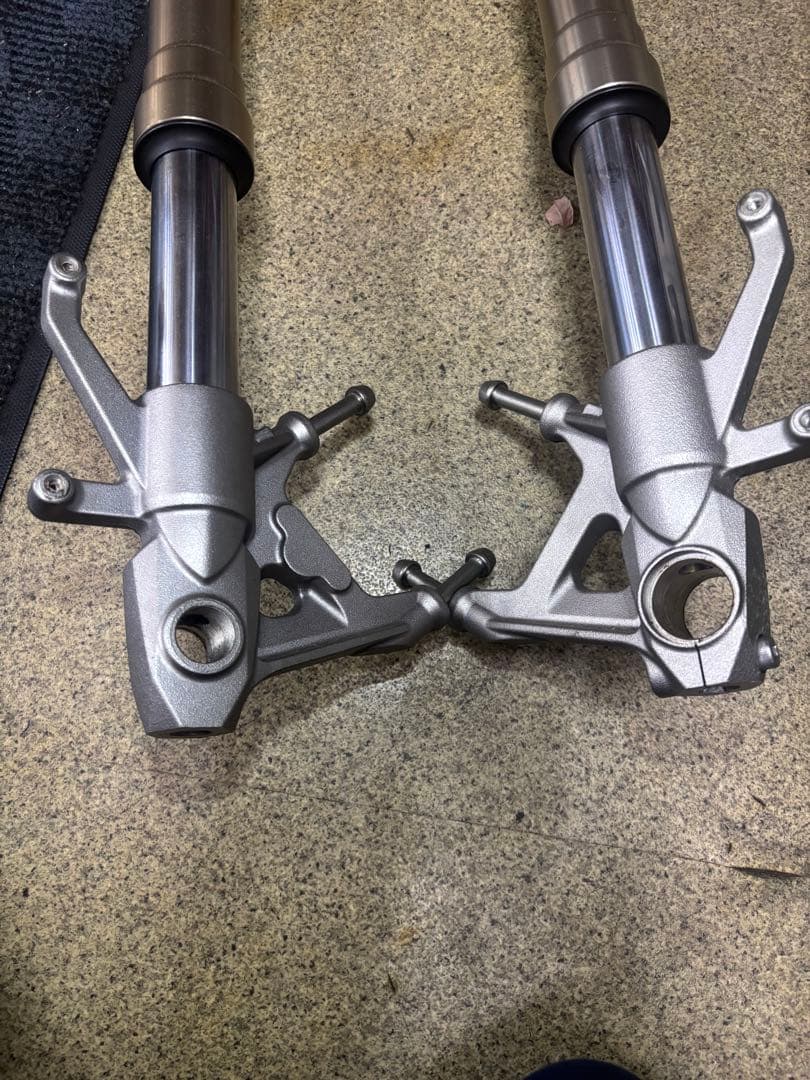 kawasaki Z1000(ZR1000B)ノーマルフロントフォーク