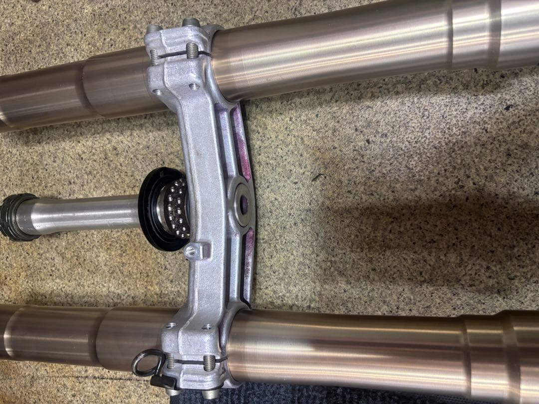 kawasaki Z1000(ZR1000B)ノーマルフロントフォーク