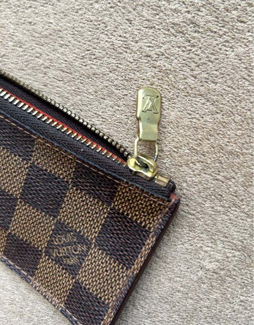 ルイヴィトン ポシェットクレ ダミエ