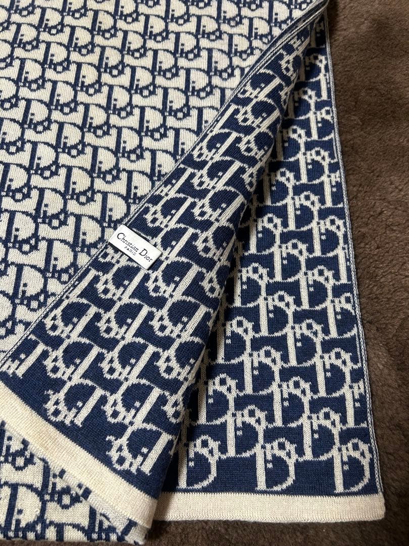 み*い様 Christian DIOR wool 100％マフラー