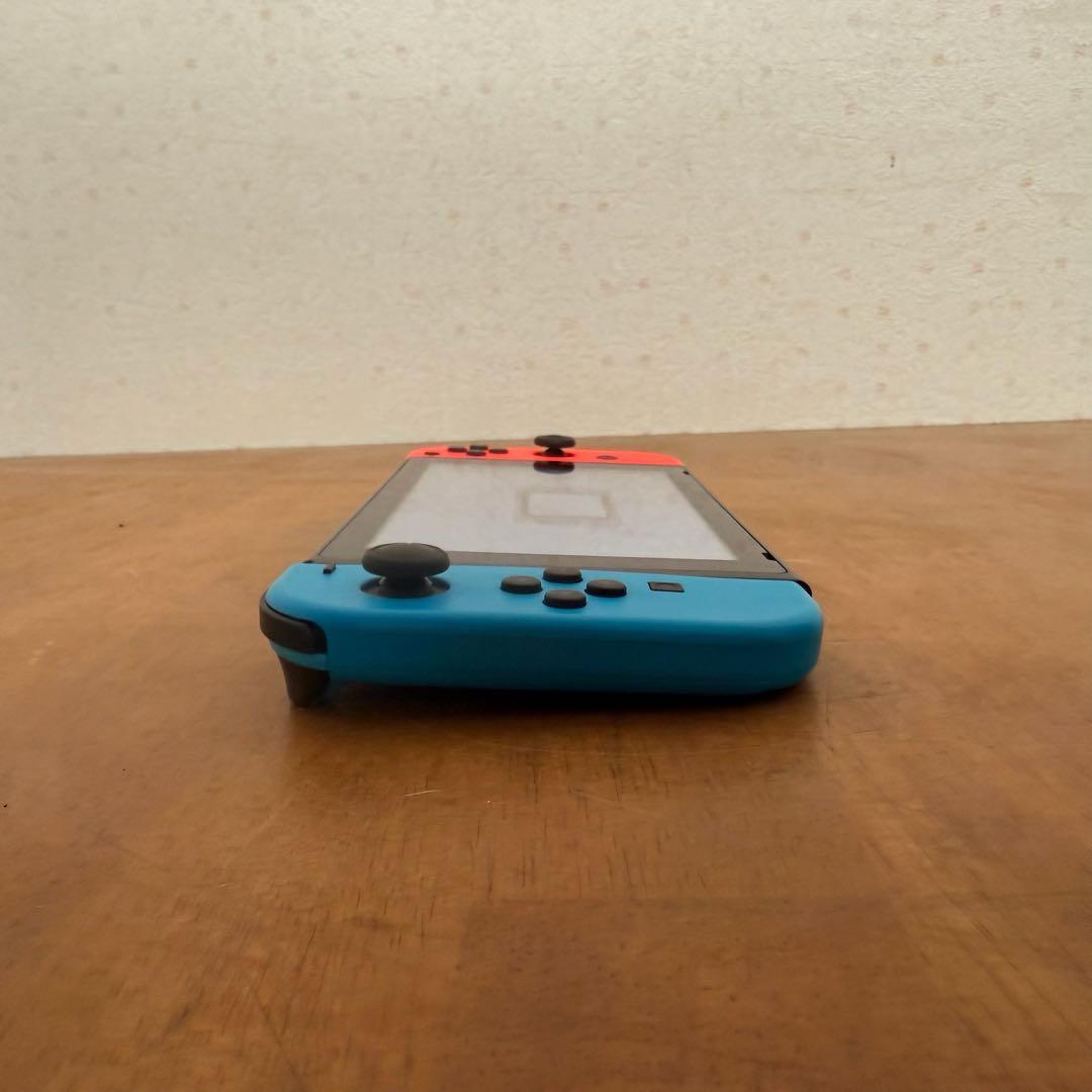 ● 美品 Nintendo Switch本体 HAC-001