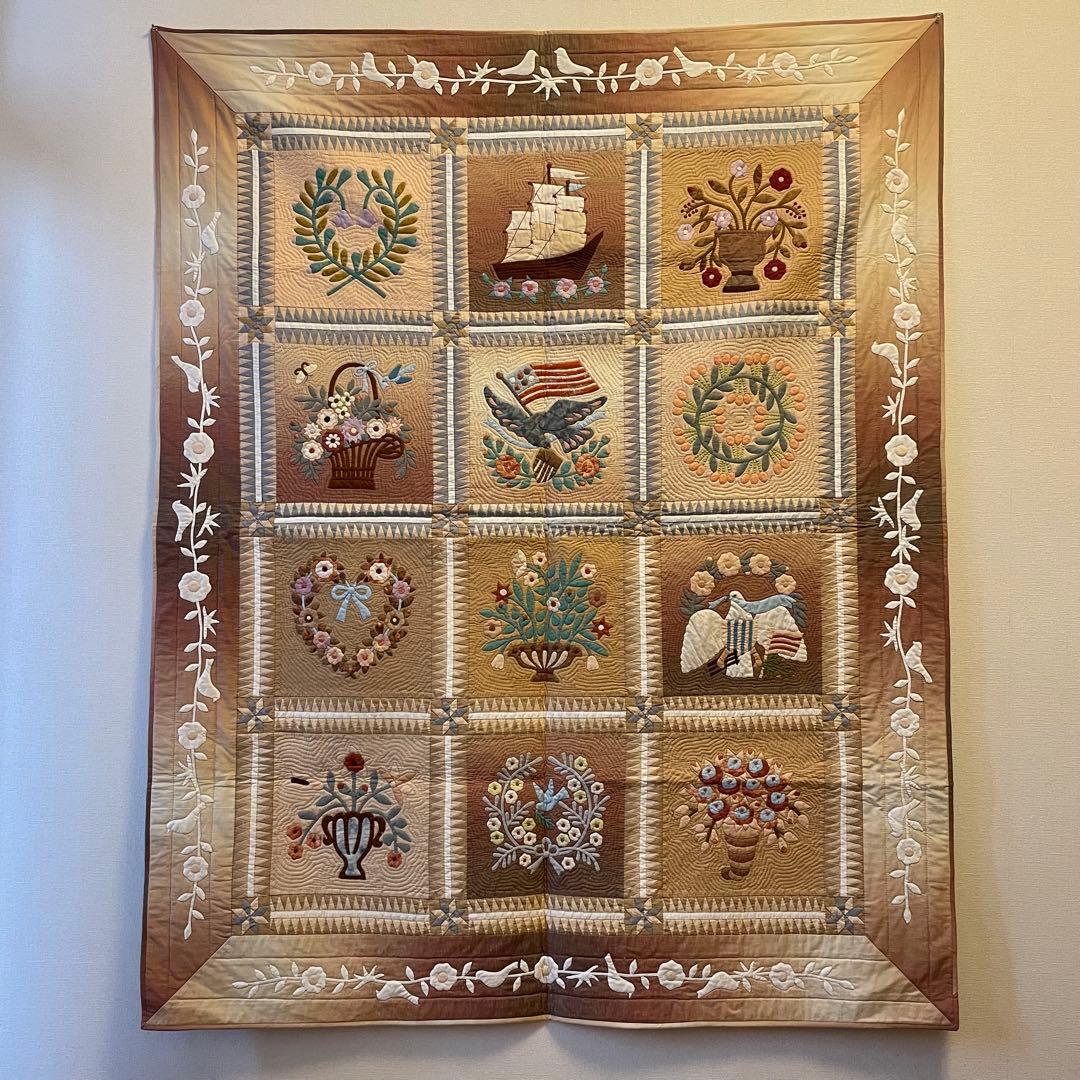 【大きめ】グラデーション　パッチワークタペストリー　約184cm x 146cm