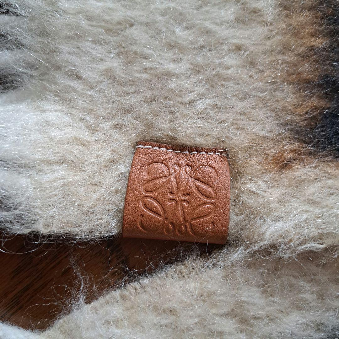 LOEWE ロゴ入りマフラー ベージュ/ブラック