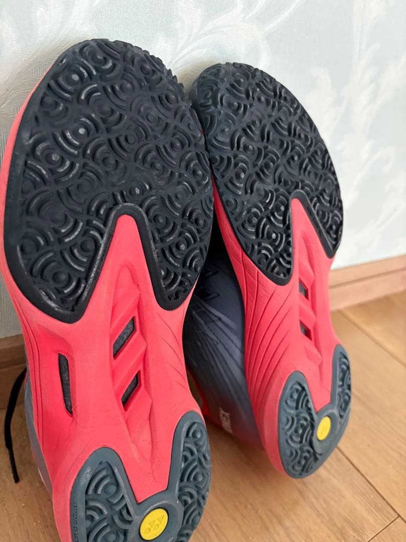 ヨネックステニスシューズ パワークッションエアラスダッシュ4 ワイド　23.5