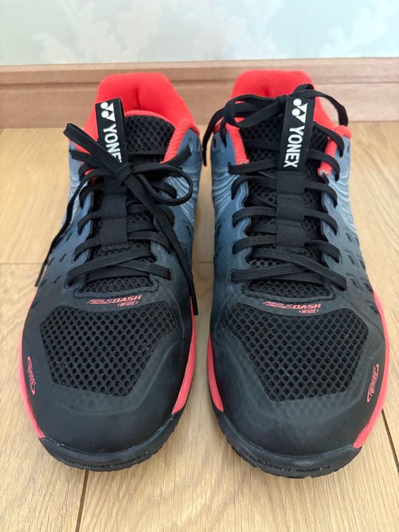 ヨネックステニスシューズ パワークッションエアラスダッシュ4 ワイド　23.5