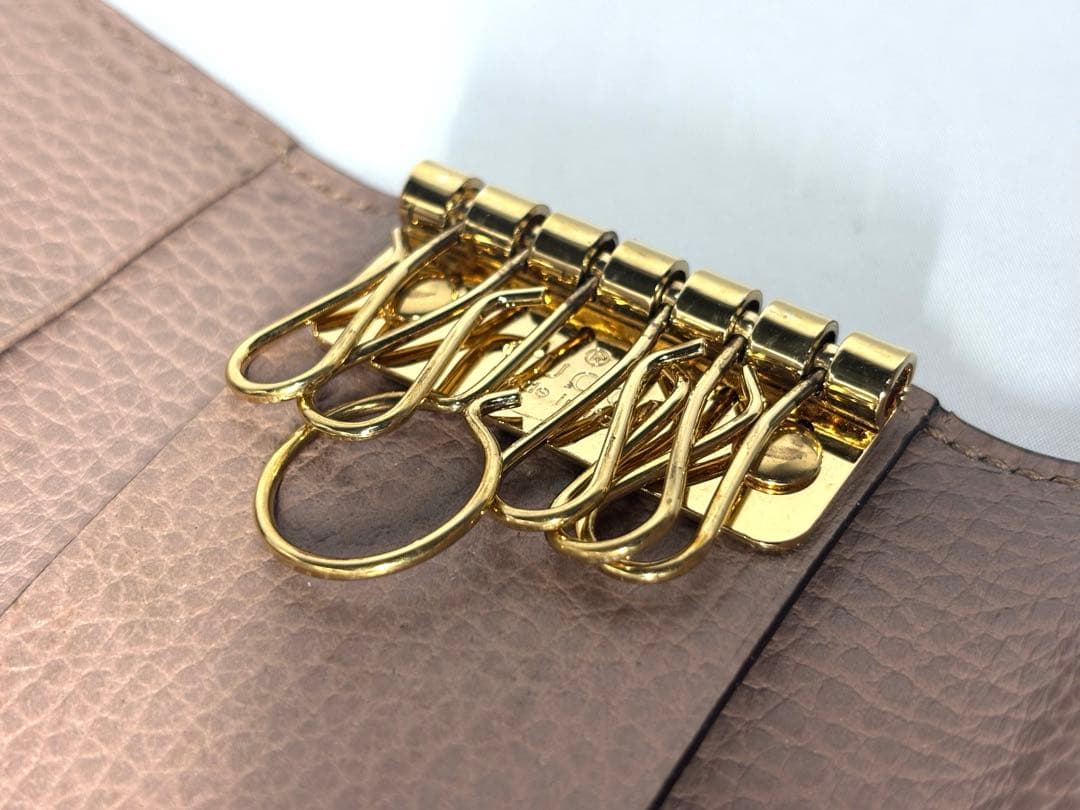 【美品】GUCCIグッチ　マーモント　6連キーケース