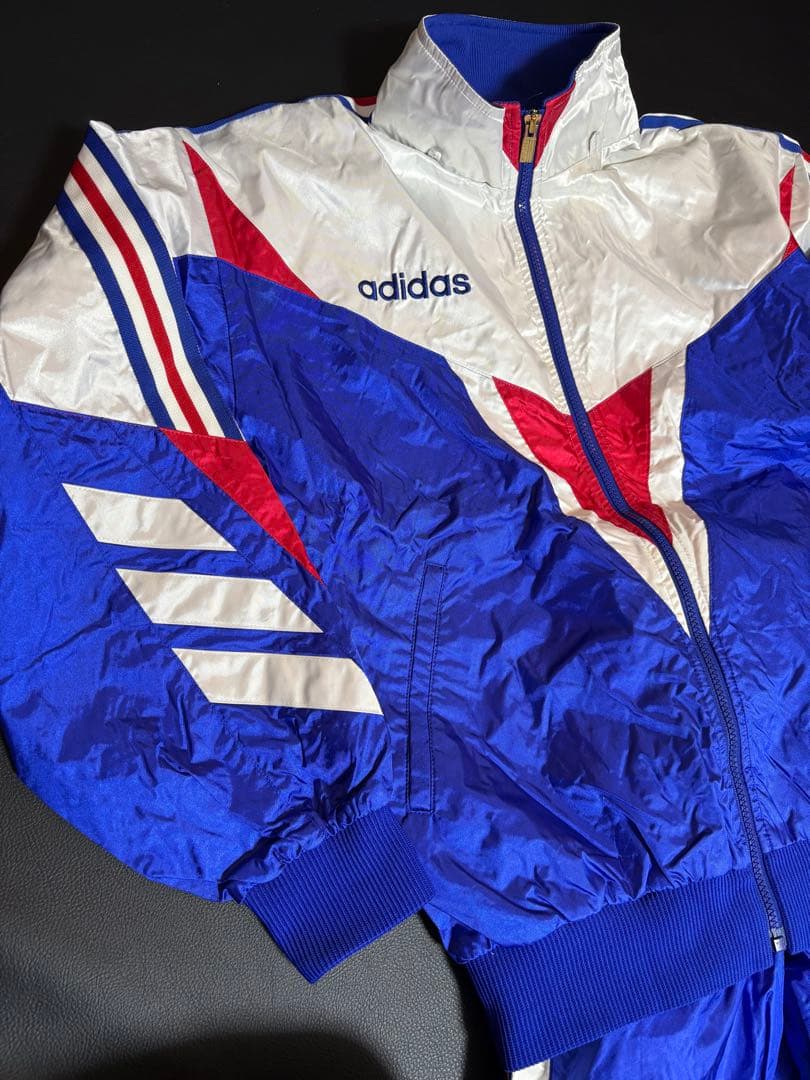 本日限定価格！デサント製90年代アディダスセットアップ