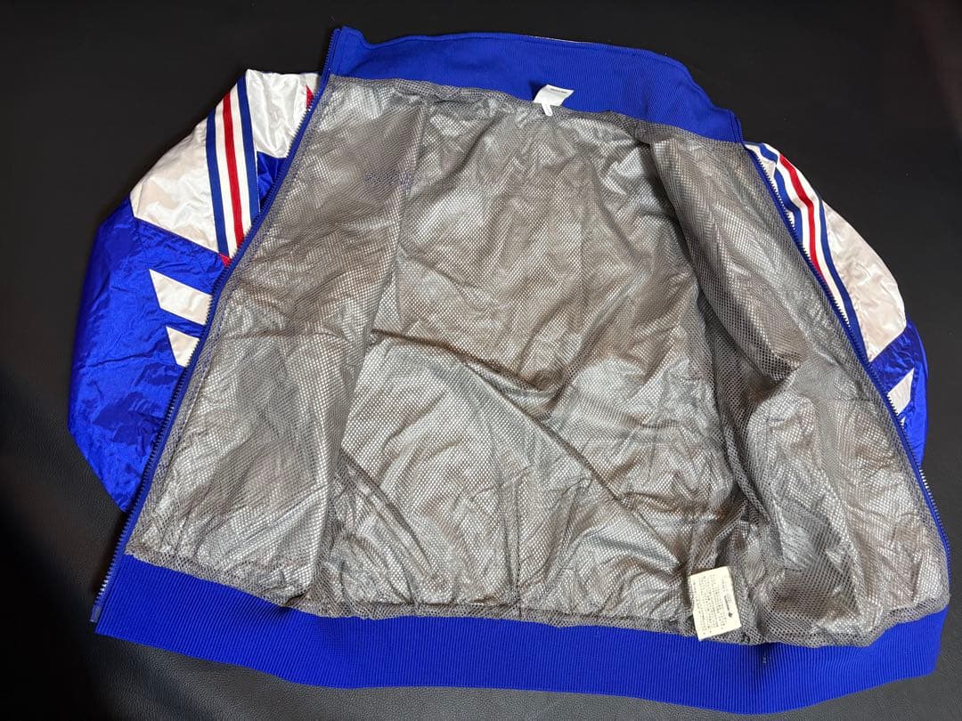 本日限定価格！デサント製90年代アディダスセットアップ