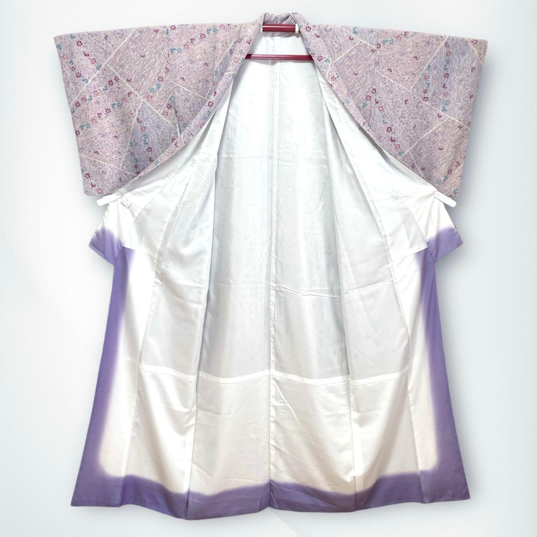 【良品✨】東レシルック　洗える着物　小紋　蔓草文様　くすみの藤色・紅藤系　D4