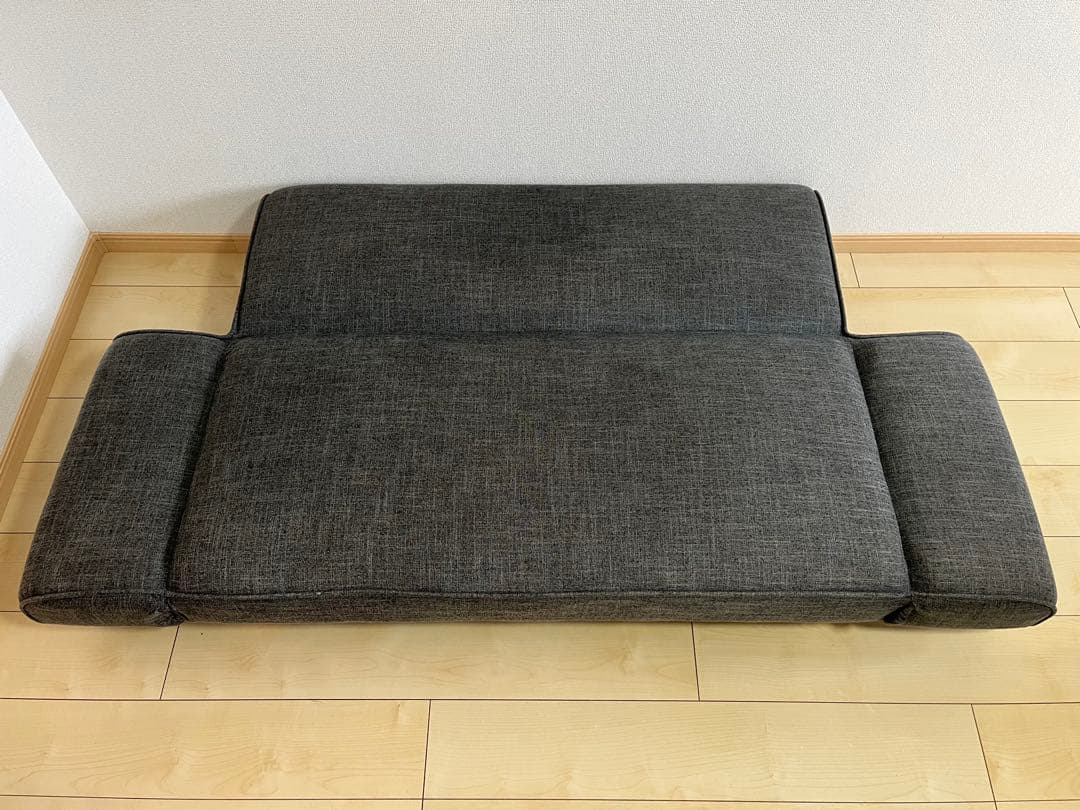 LOWYA ダークグレー 2人掛けソファ