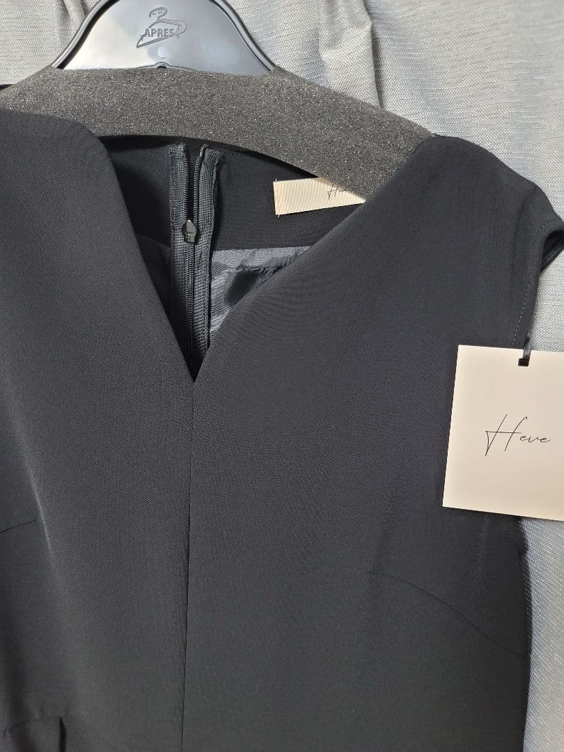 Heve ハートネックオールインワン 新品未使用　ブラック36